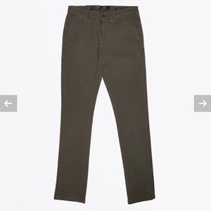 Men’s 7 for all mankind Lux Performance Chino size 31